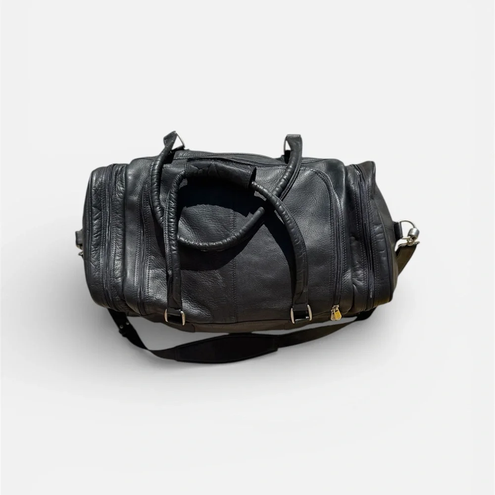 Piel Leather Multi-Compartment Duffel Bag.